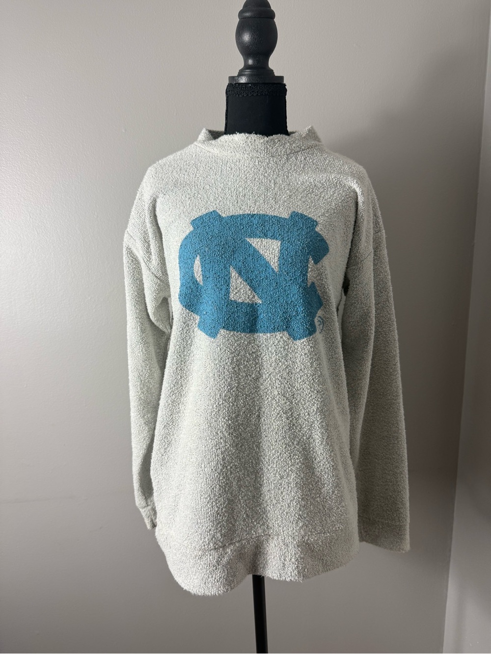 North Carolina Tar Heels textured pullover sweater